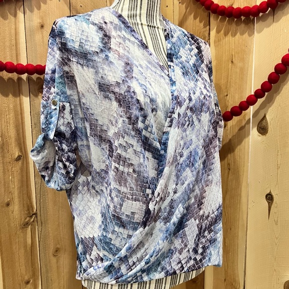 Jennifer Lopez Tops - Jennifer Lopez 3/4 Sleeve Open Cross Knot Blouse Sz.MP